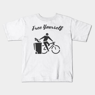 Free Yourself by Cycle. A freedom loving Cyclist. Kids T-Shirt